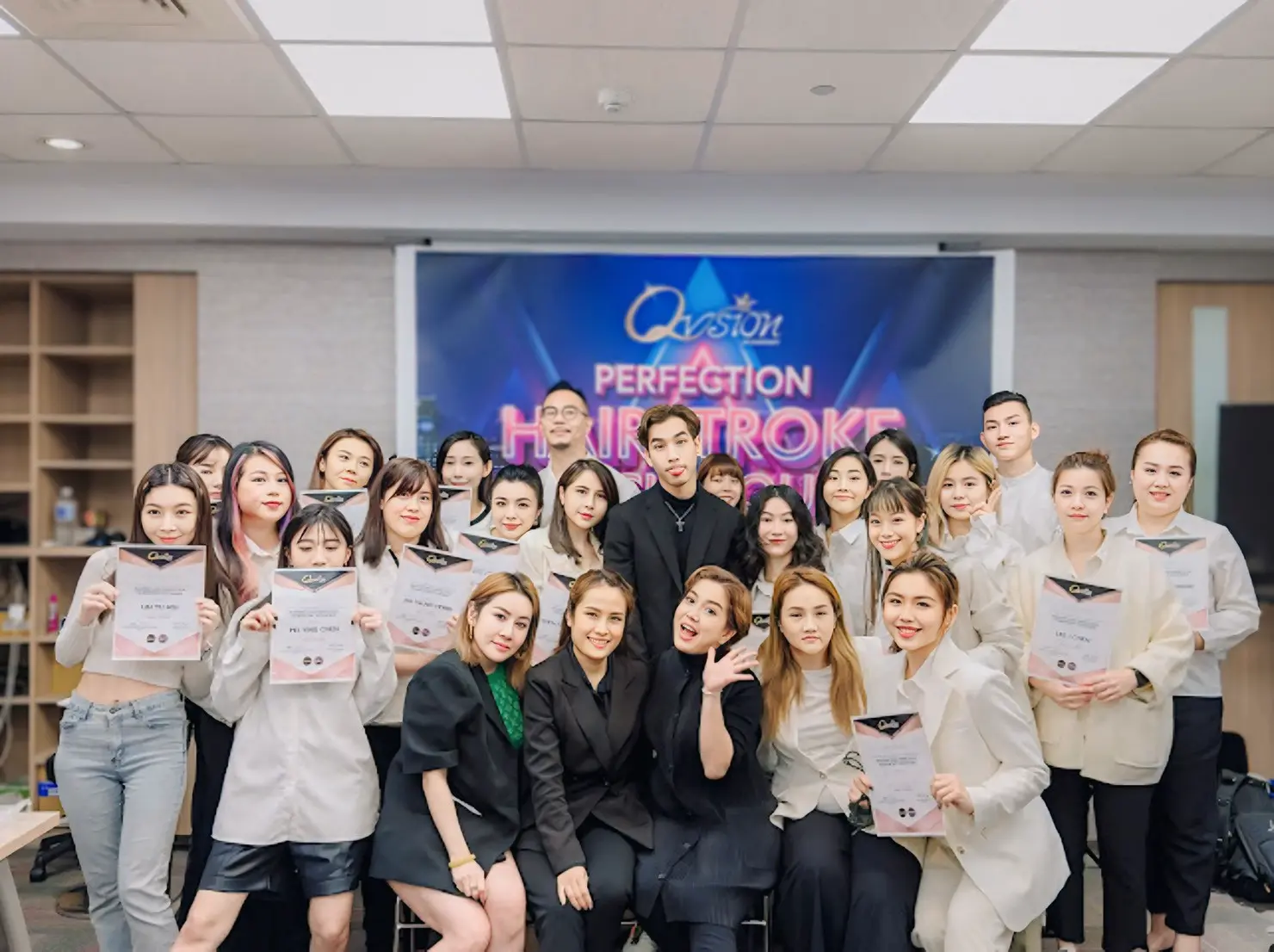 LINE_ALBUM_📸รูปสไลด์บรรยากาศ section 2_260319_29