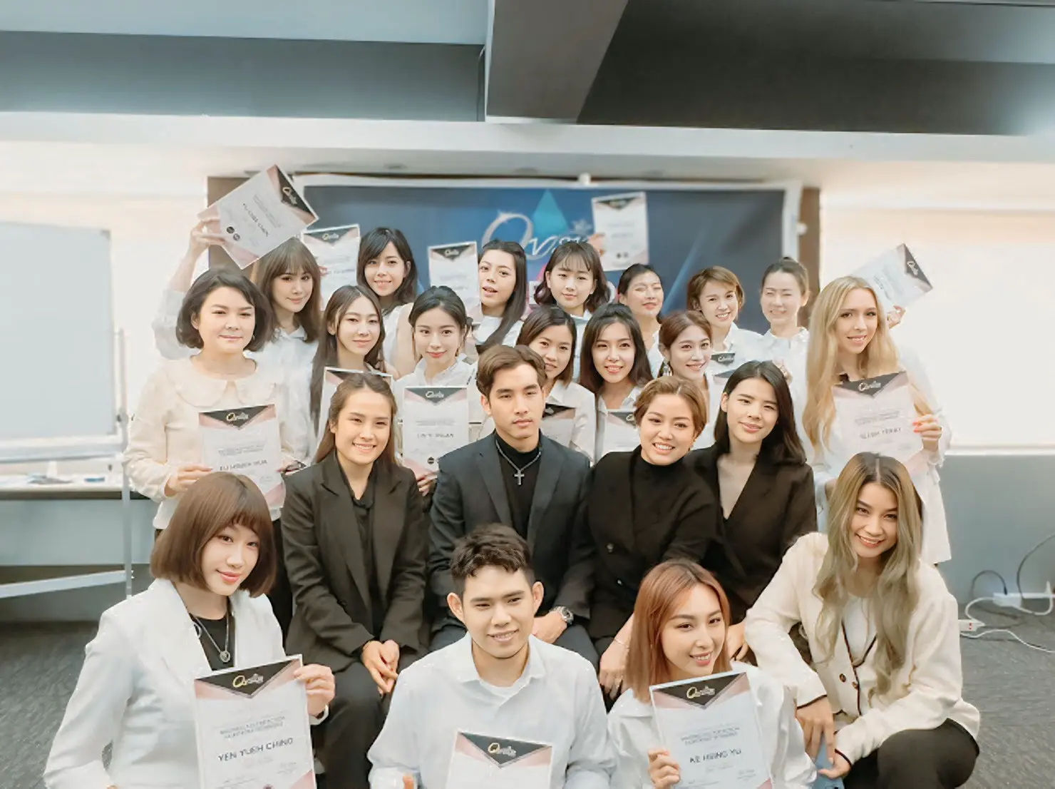 LINE_ALBUM_📸รูปสไลด์บรรยากาศ section 2_260319_37