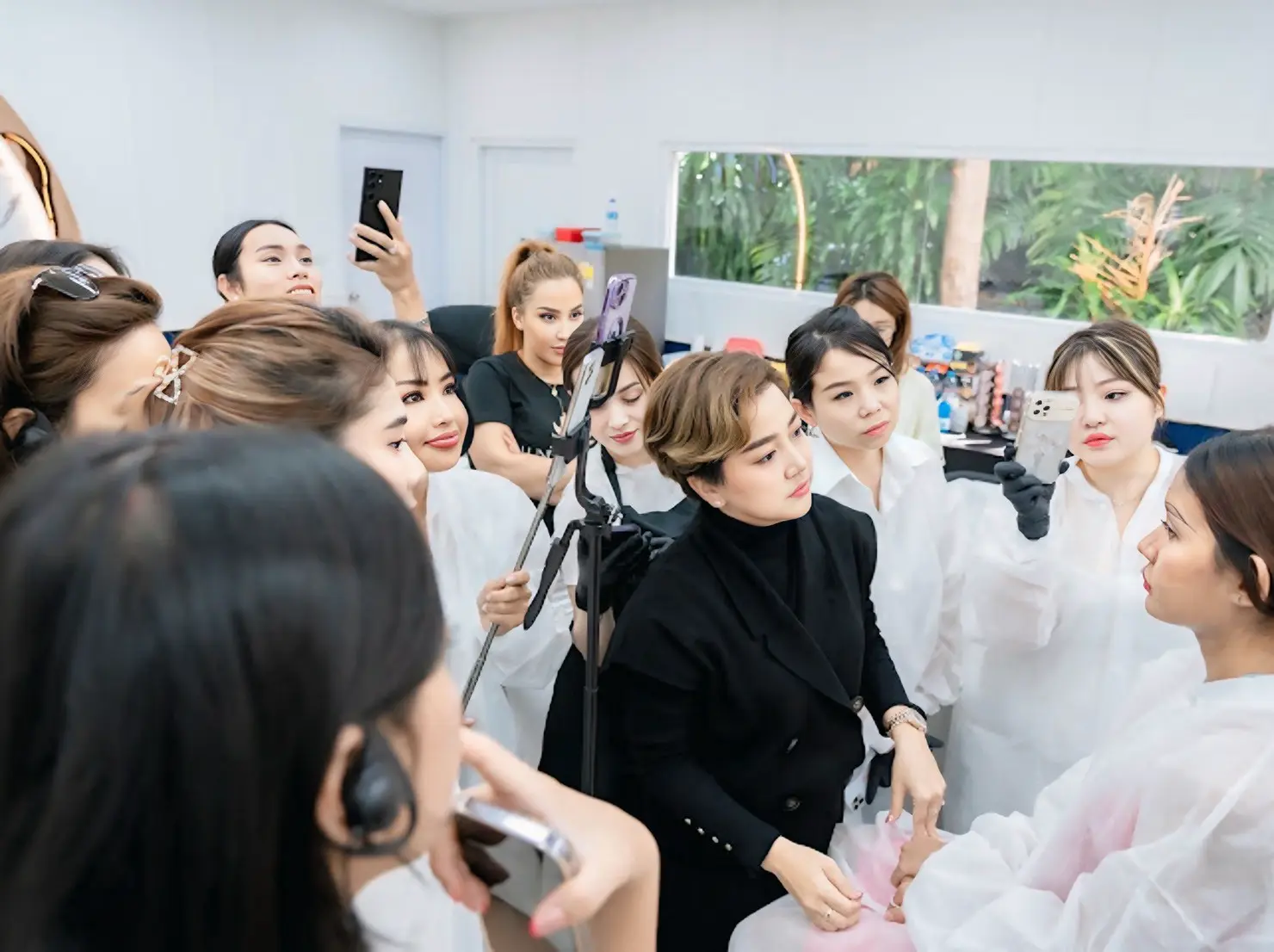 LINE_ALBUM_📸รูปสไลด์บรรยากาศ section 2_260319_50